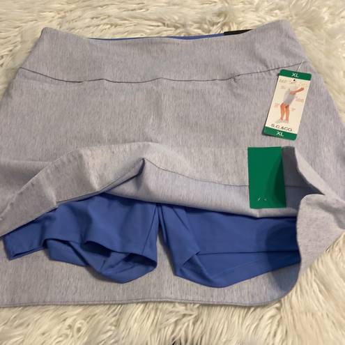 Krass&co S.C&  Skorts size XL brand new with tag color light blue two front pockets