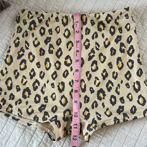 Billabong Sands Swim bikini Shorts animal print Wild West small med