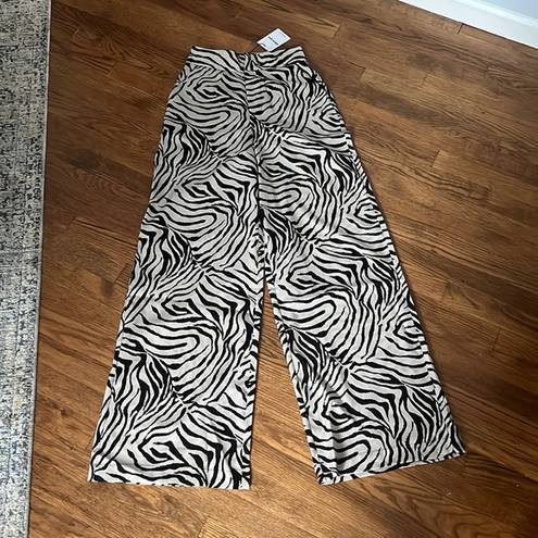 Showpo NWT  Meshia Wide Leg Trouser in Beige Zebra