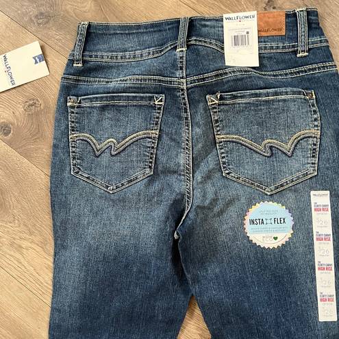 Wall Flower  Flirty Curvy High Rise Ankle Jeans Size 3/26 New