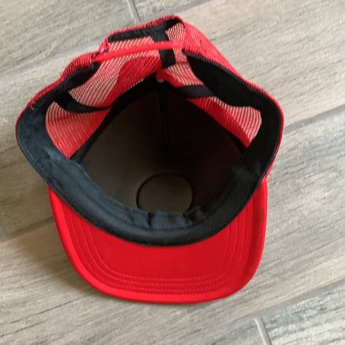 Vans  red hat