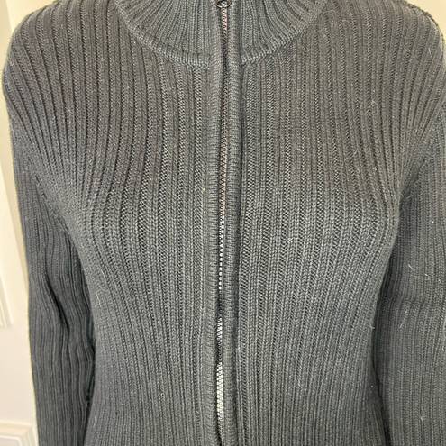 DKNY NWT  cardigan sweater size Medium