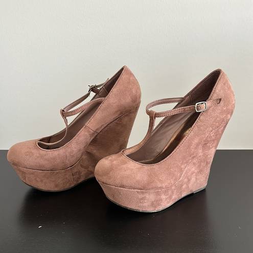 Breckelle’s Breckelle's Brown Wedge Shoes Sz 6.5