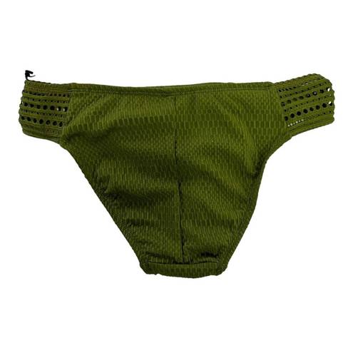 Robin Piccone  Perla Crochet Bikini Bottoms In moss size Medium $78 NEW