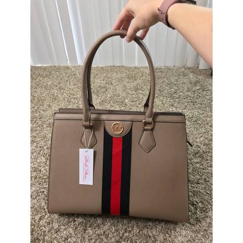 Marilyn Monroe collection NWT taupe large tote purse