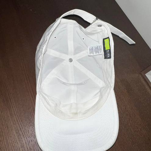 Nike  White Hat