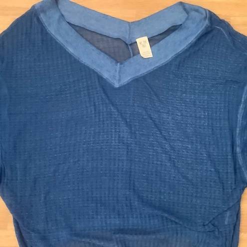 We The Free  waffle knit lightweight top domain sleeves blue crop top size small