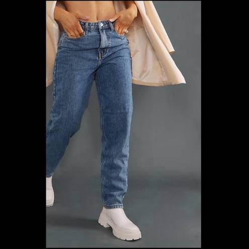 Pretty Little Thing NWT  Vintage Wash Mom Jeans