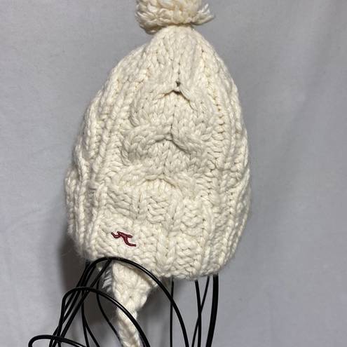 Hollister  winter hat​