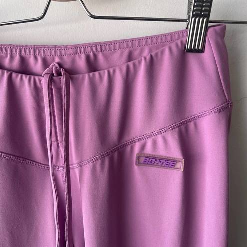 Bo and Tee  Purple Lilac Scrunched Back & Front Workout Athletic Leggings