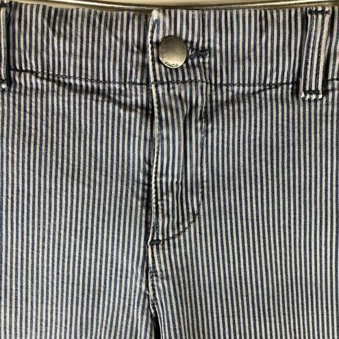 Vince . Shorts Grey Stripe