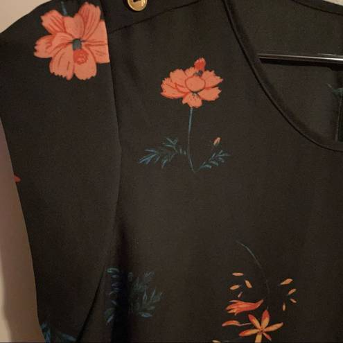 Sweet Rain  Black Floral Blouse