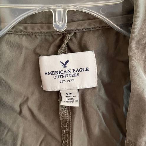 American Eagle Green Vest