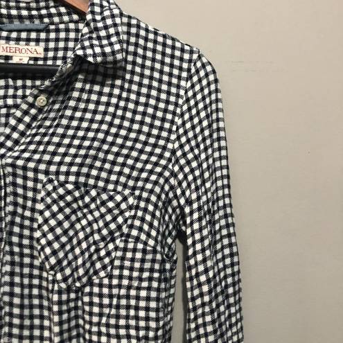 Merona  Long Sleeve Button Front Collared Blouse Black/White Plaid Medium