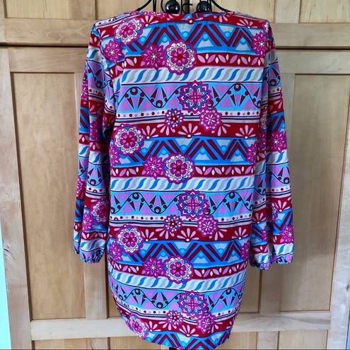 Blue Rain  classic blue and pink multi floral Top size Small