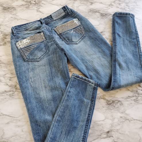 Bongo  lowrise skinny jeans size 7