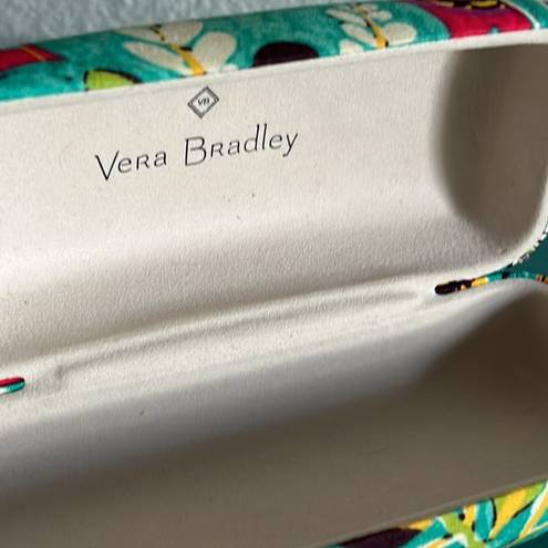 Vera Bradley  Hard Shell Fabric Covered Clam Closure Sunglasses Travel Case