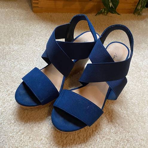 American Eagle Outfitters Wedges