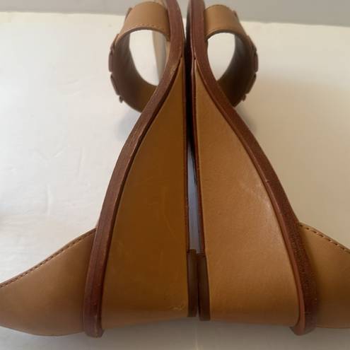 Tory Burch  Marcia WEDGW NEUTRAL TAN LEATHER Ankle Strap Small Wedge 7.5 M EUC