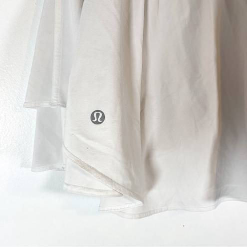 Lululemon  white court rival skirt built in shorts pockets skort size 4