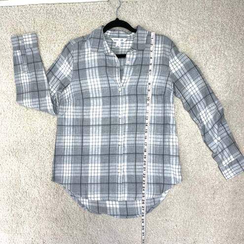 Old Navy The Classic Flannel Shirt