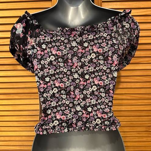 Crave fame  Rouched Juniors Floral Top NWT Small