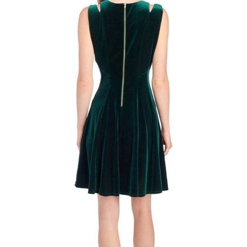 Gabby Skye  Cut-Out Velvet Dress Green Size 14 NWT