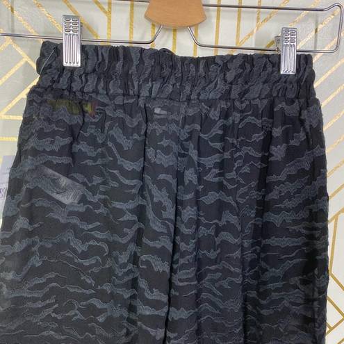 Good American  Sheer Zebra Running Shorts Black