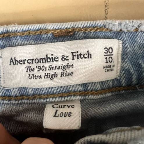 Abercrombie & Fitch  Womens 90’s Straight Ultra High Rise Denim Jean Size 30