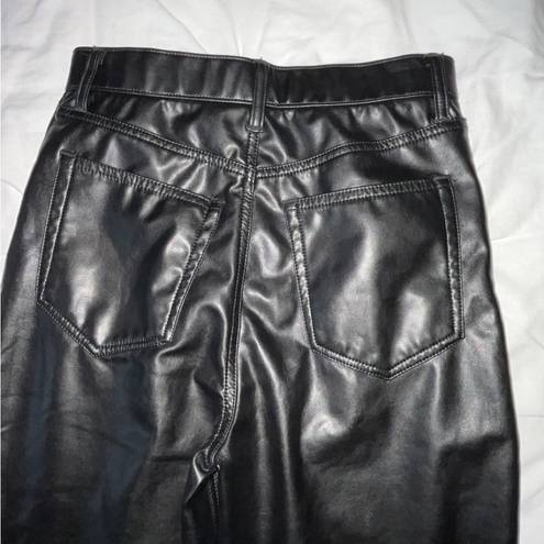 Abercrombie & Fitch The 90’s Straight Ultra High-Rise Vegan Leather pants