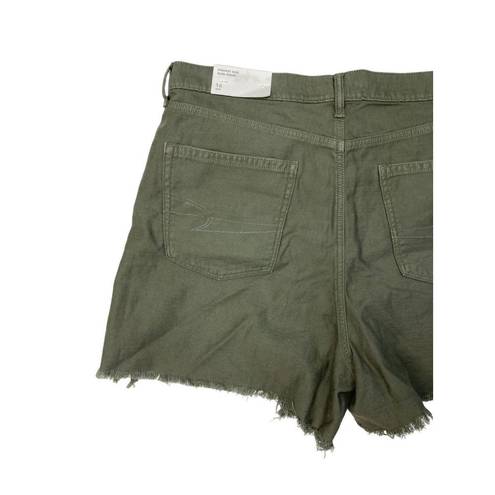 American Eagle New  Highest Rise Mom Shorts Womens 16/33 Green Raw Chewed Hem