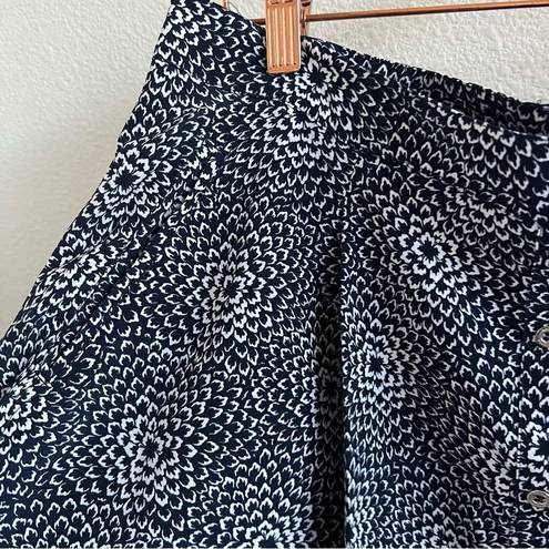 Tommy Hilfiger NWT  Pleated Navy Abstract Floral Skirt 12