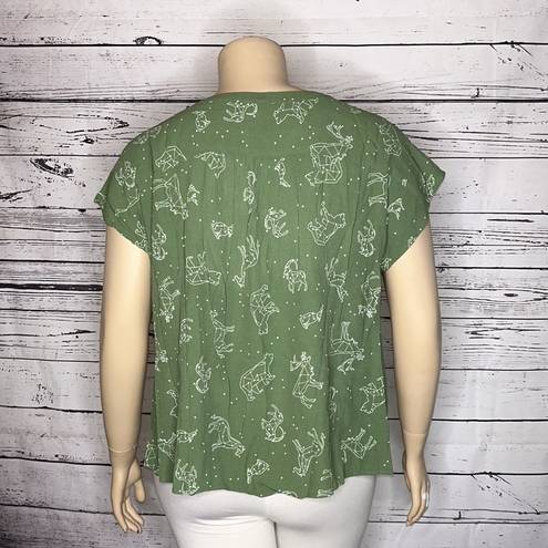 Style & Co  Plus NWT Size 2X Animal Constellation Print Split V-Neck Blouse Top