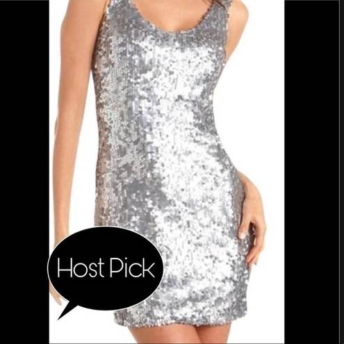 Alythea  silver sequined mini dress size medium