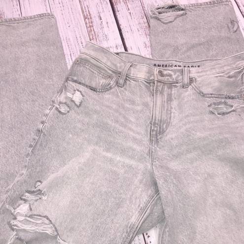 American Eagle jeans 90’s fit distressed size 10 regular