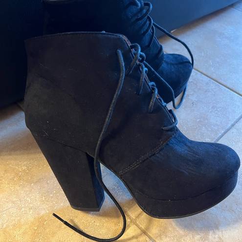 mix no. 6  chunky suede black booties W7.5