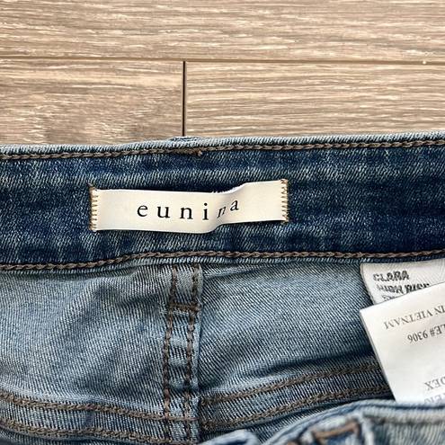 Eunina Light Wash Cropped Skinny Jeans