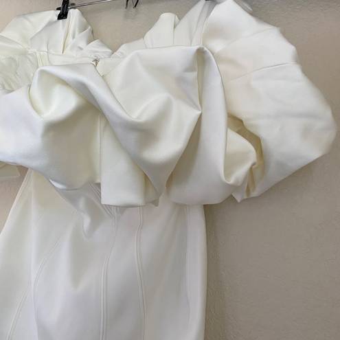 House Of CB  'Selena' Ivory Satin Ruffle Strapless Dress size medium NWOT