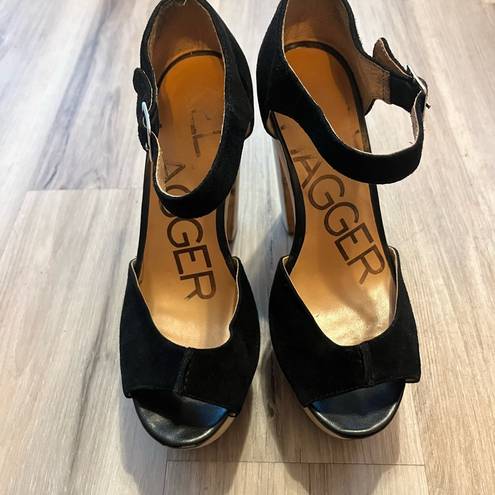 Kelsi Dagger  7.5 Black Leather Wooden Heels