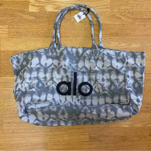 Alo Yoga NEW  Gray Tie Dye Large Preppy Vacation Athletic Outdoor Tote Bag