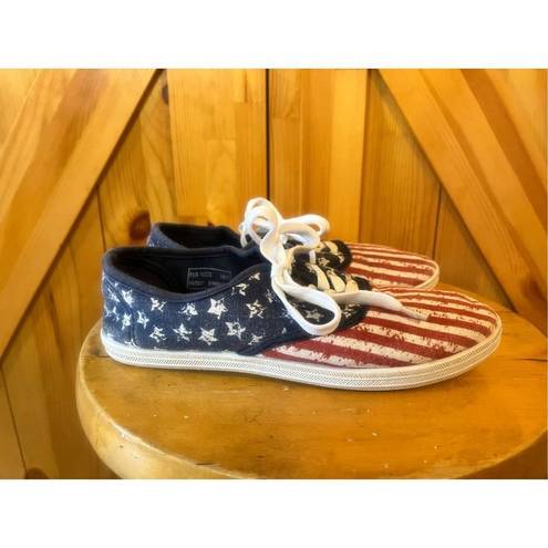 Capelli New York  Size 6 American Flag Patriotic Casual Sneakers Shoes