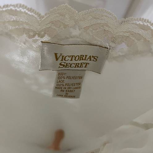 Victoria's Secret  Vintage Gold Label Slip