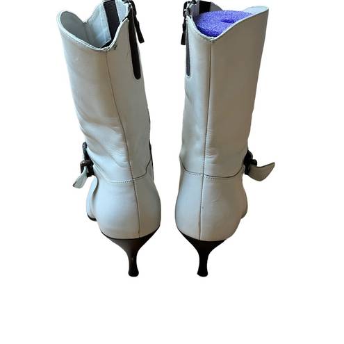 Donald Pliner  Leather Mid Calf Pointed Toe Boots, Ivory