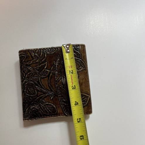 Patricia Nash  Brown Leather Floral Embossed Snap Close Wallet