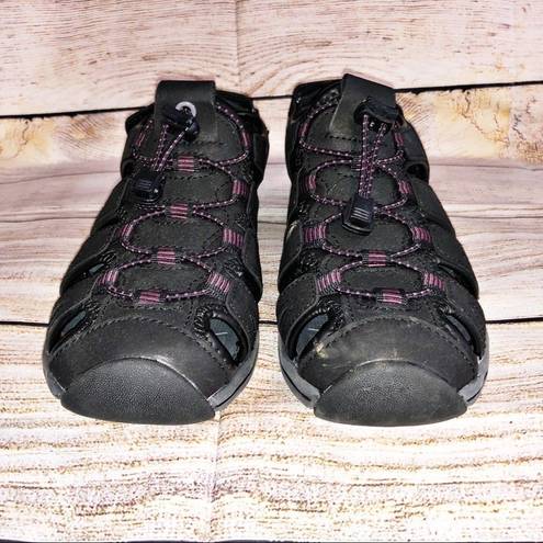 Khombu  Ashley Black with Purple Fisherman Sandals Size 7M