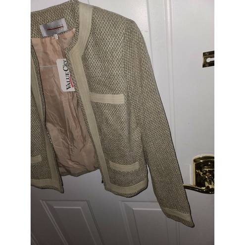 W By Worth NWT  Woman's size 2 cropped blazer