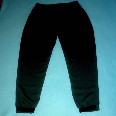 T Tahari  Peter Pan pleated dress pants jogger style NEW size 6