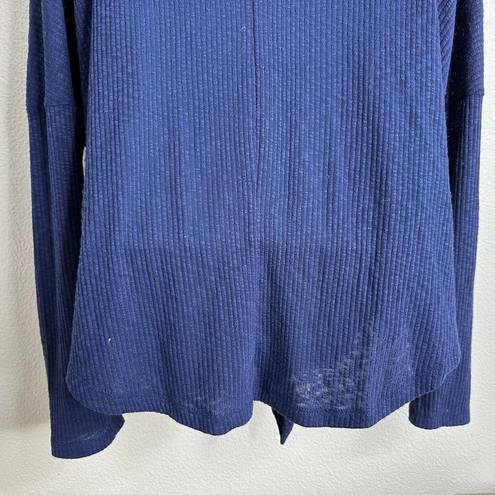 Caslon  Women's Blue Button Front with Tie Bottom Lightweight Shirt Size Large