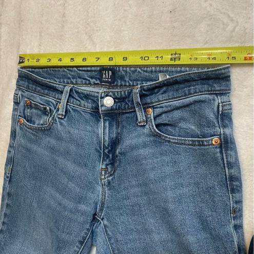 Gap  Girlfriend Raw Frayed Hem Denim Jean Cropped Dark Indigo Women’s Size 26