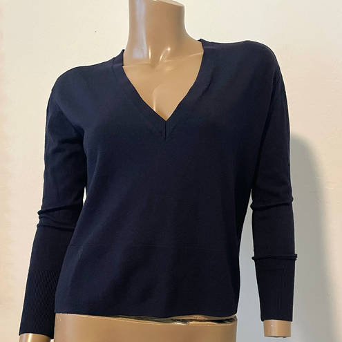 Everlane  wool navy blue V-Neck pullover lightweight sweater  SP 6002